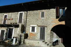 Laveno bilocale in affitto